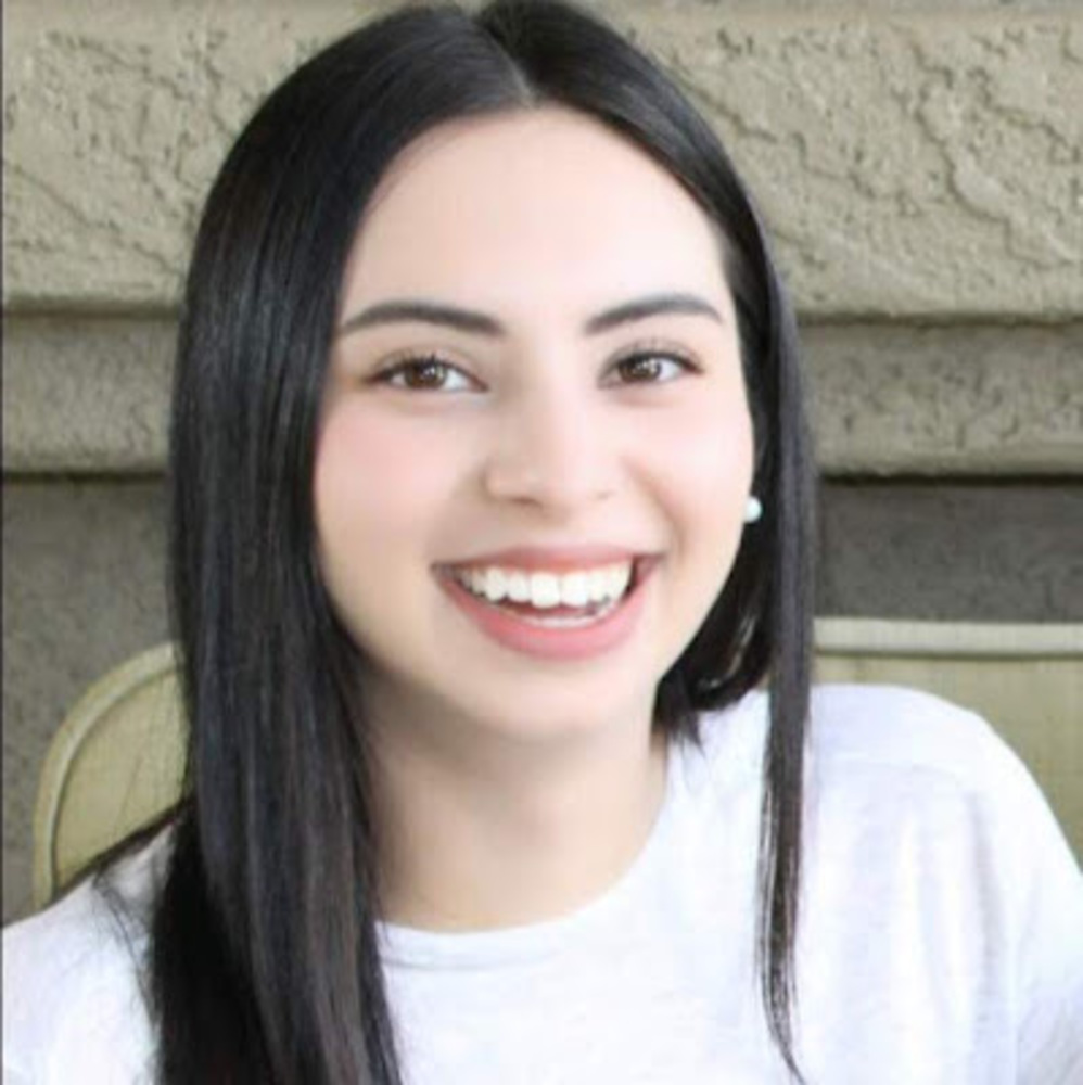 Meet your Posher, Marisa
